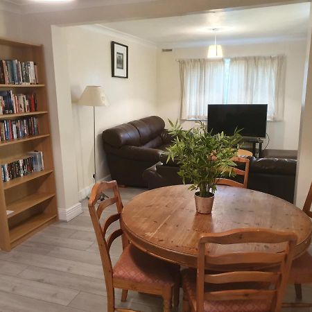Elegant House 10 Minutes Walk To Wembley Stadium Villa London Exterior photo