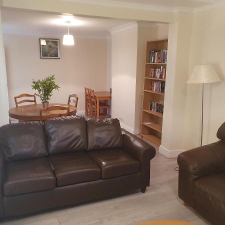 Elegant House 10 Minutes Walk To Wembley Stadium Villa London Exterior photo