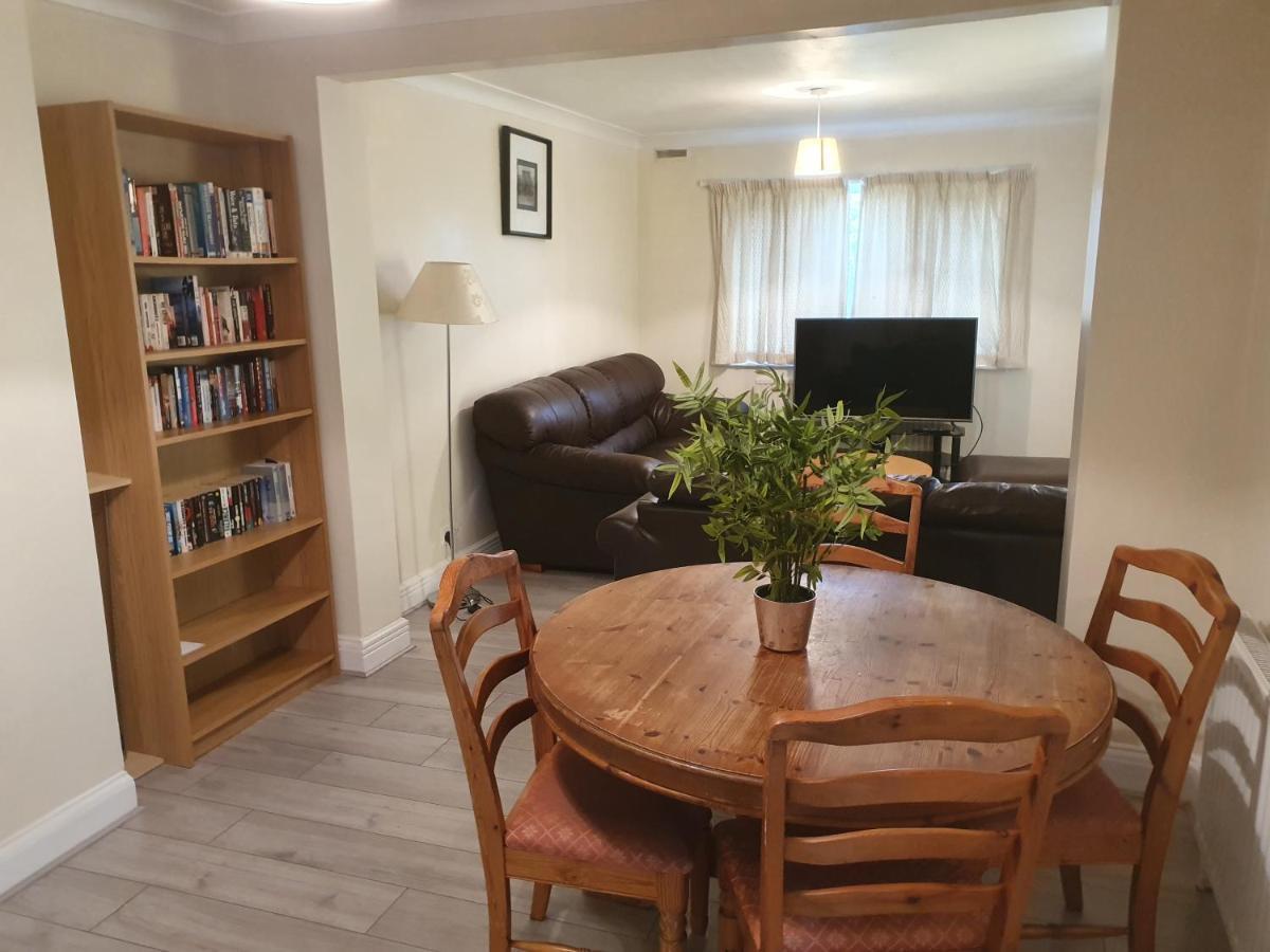 Elegant House 10 Minutes Walk To Wembley Stadium Villa London Exterior photo