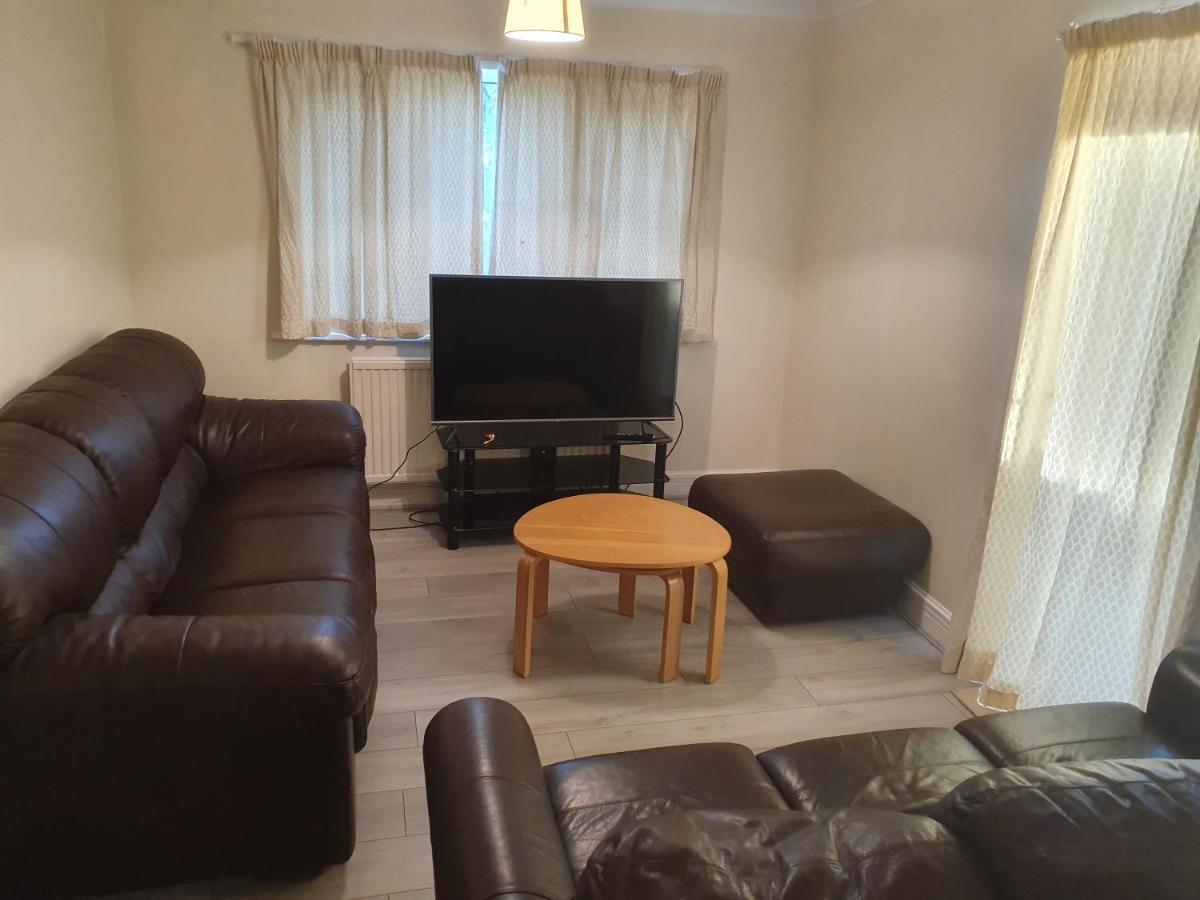 Elegant House 10 Minutes Walk To Wembley Stadium Villa London Exterior photo